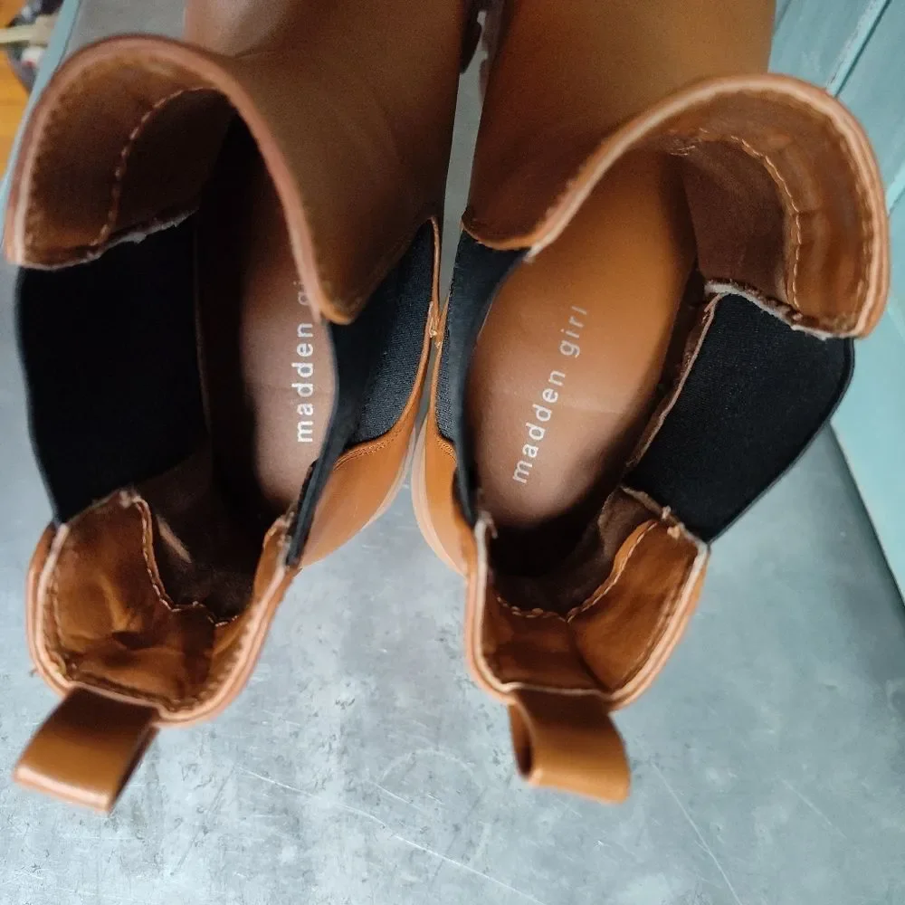 Madden Girl Tessa Platform Tan Boot Womens 8.5M